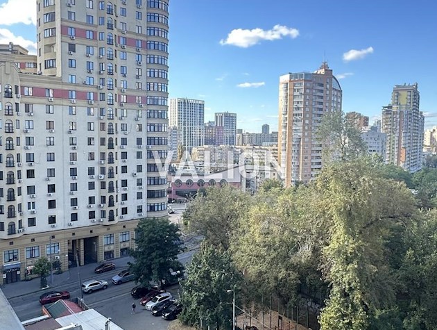 Продаж 3 кімн квартири 66 м2 під ремонт, вул Дмитрівська 98/96, Лук’янівка, Шевченківський район