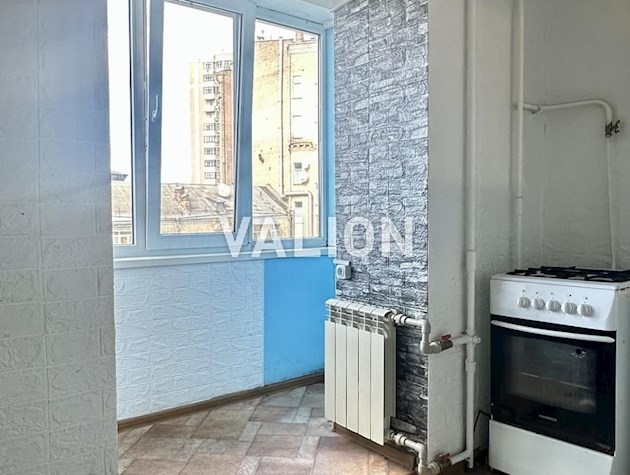 Продаж 3 кімн квартири 66 м2 під ремонт, вул Дмитрівська 98/96, Лук’янівка, Шевченківський район