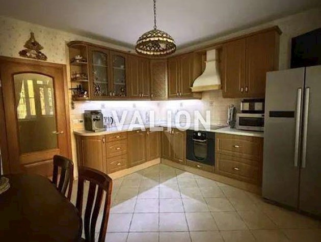 Продажа 3-к квартиры с подземным паркоместом ул. Композитор Мейтус 4