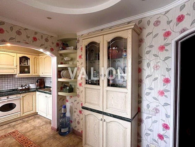 Продажа 3-к квартиры ул. Бальзака 6