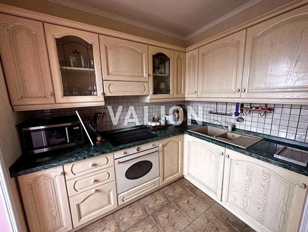 Продажа 3-к квартиры ул. Бальзака 6