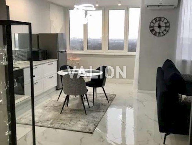 Продаж 1-к квартири вул. Українська 6