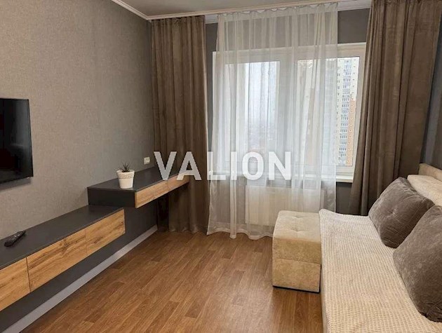 Продажа 2-к квартиры ул. Софии Русовой 3