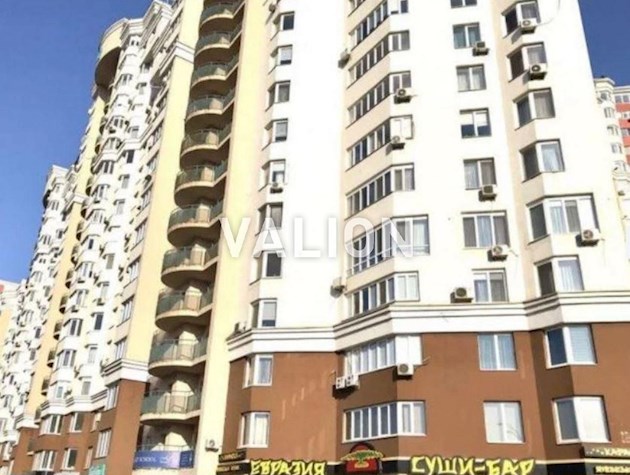 Продаж 3-к квартири вул. Степана Рудницького 5