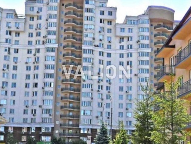 Продаж 3-к квартири вул. Степана Рудницького 5