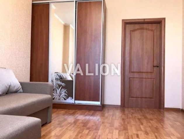 Продаж 3-к квартири вул. Степана Рудницького 5