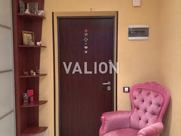 Продажа 2-к квартиры Дарницкий бульвар 8