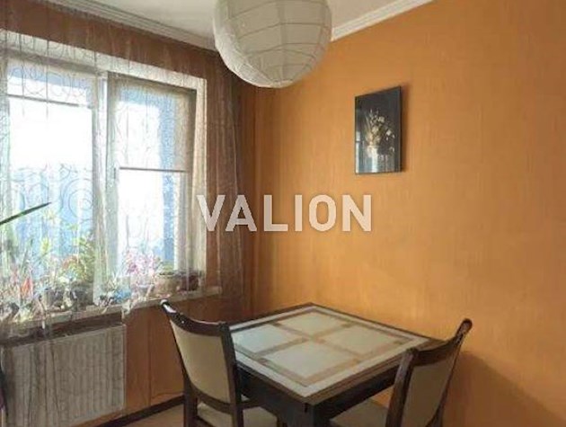 Продажа 2-к квартиры Дарницкий бульвар 8