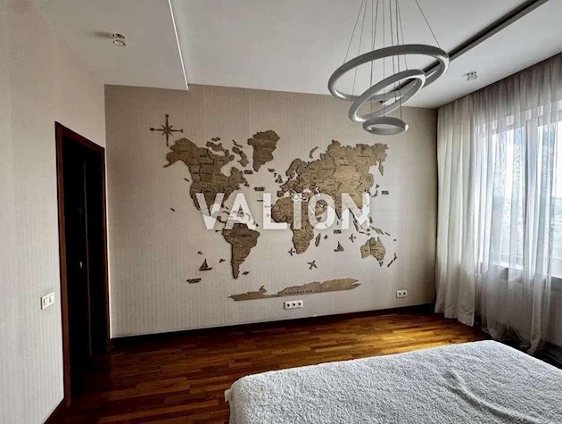 Продаж 3-к квартиры ул. Лисичанская 29