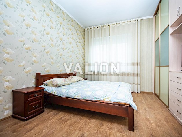 Продається 3-х кімнатна квартира, Деснянському районі, Троєщина, вул.Радунська 2/18