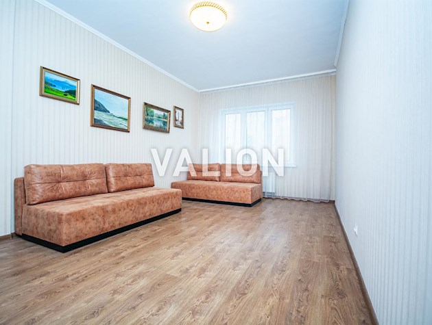 Продається 3-х кімнатна квартира, Деснянському районі, Троєщина, вул.Радунська 2/18