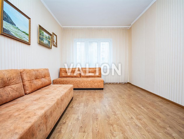 Продається 3-х кімнатна квартира, Деснянському районі, Троєщина, вул.Радунська 2/18