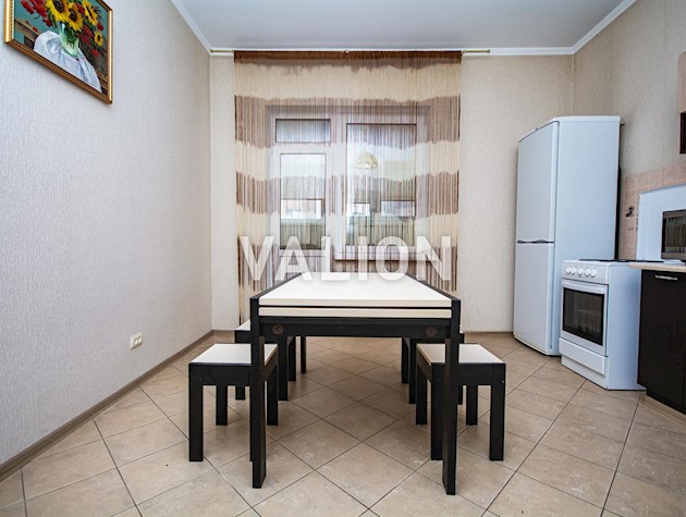 Продається 3-х кімнатна квартира, Деснянському районі, Троєщина, вул.Радунська 2/18