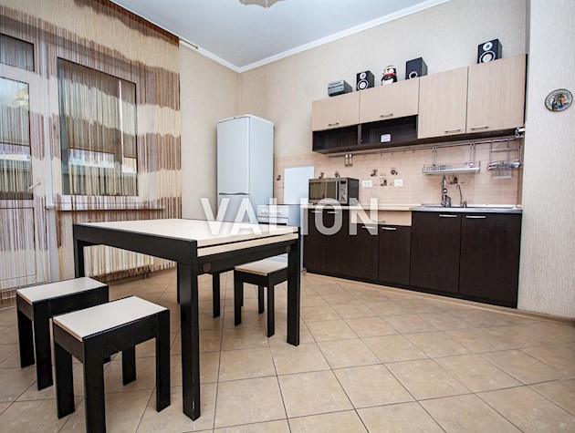 Продається 3-х кімнатна квартира, Деснянському районі, Троєщина, вул.Радунська 2/18