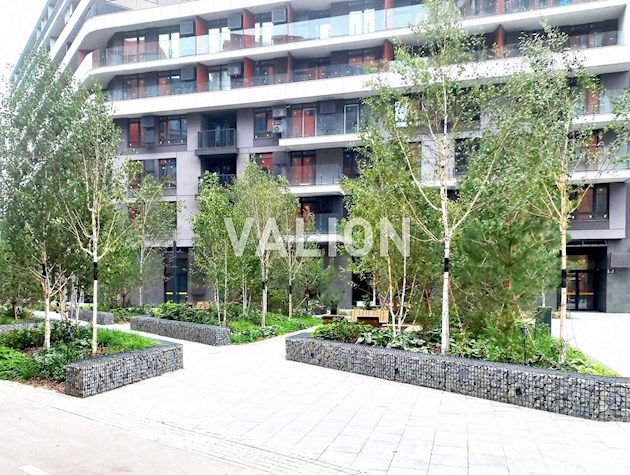 Продается 1-комнатная квартира, ЖК Республика (Теремки), улица Братьев Шеметов, 8