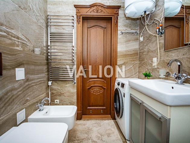 Продажа видовой 2комнатной квартиры в ЖК Заречный, метро Славутич