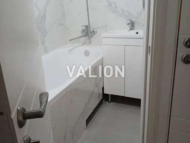 Продажа 3-к квартиры Оболонский проспект 7б