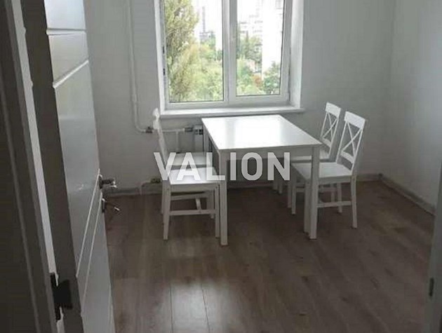 Продажа 3-к квартиры Оболонский проспект 7б