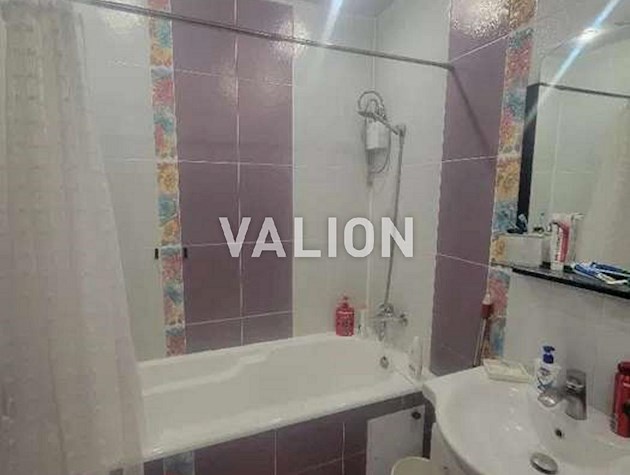 Продаж 2-к квартири вул. Бориспільська 12в