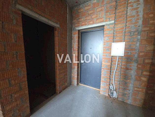 Продается 1-комнатная квартира в ЖК Русановская Гавань.