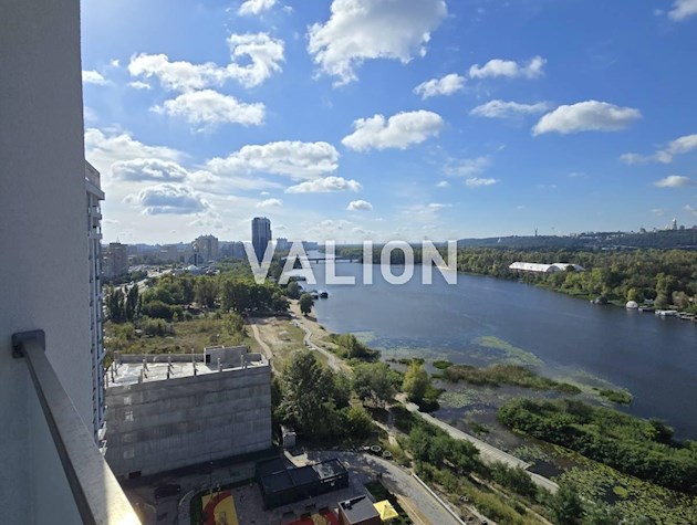 Продается 1-комнатная квартира в ЖК Русановская Гавань.