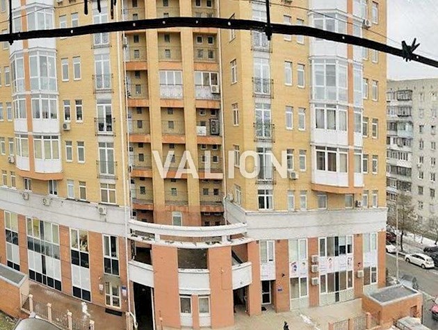 Продажа 2-комнатной квартиры по ул. Набережно-Луговая 3 на Подоле.