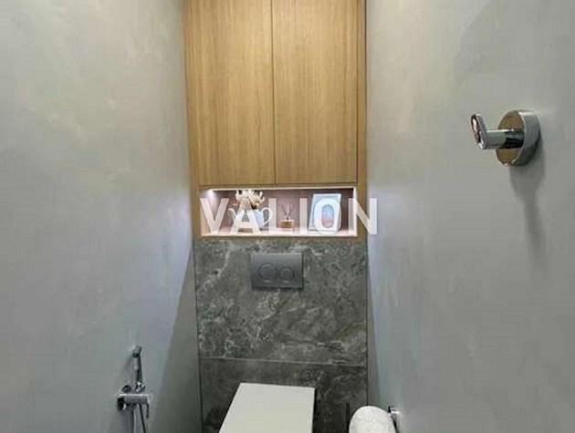 Продажа 1-к квартиры ул. Николая Гулака 4