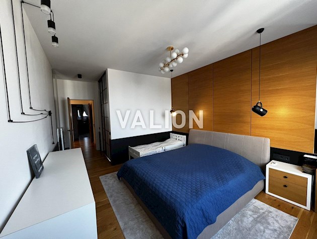 Продажа 3-х комнатной квартиры с дизайнерским ремонтом, Осокорки, ул. Бориса Гмыри, 4