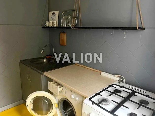 Продажа 1-к квартиры ул. Лескова, 6, центр Печерска