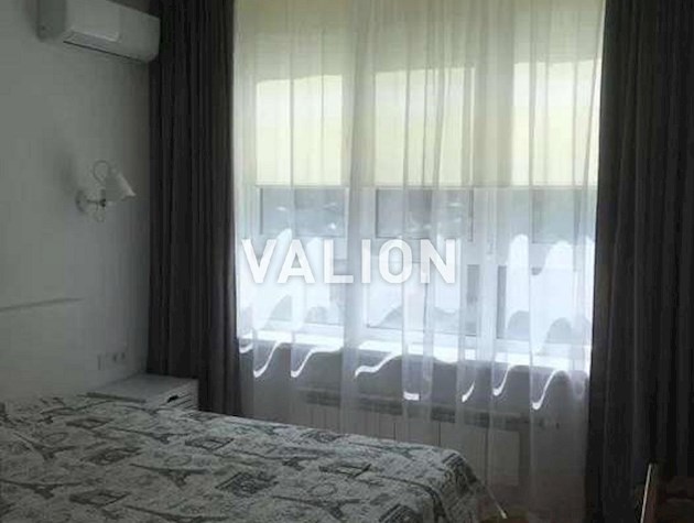 Продам 1-комнатную квартиру площадью 45 м2, ул. Драгоманова 10, Позняки, ЖК Телескоп