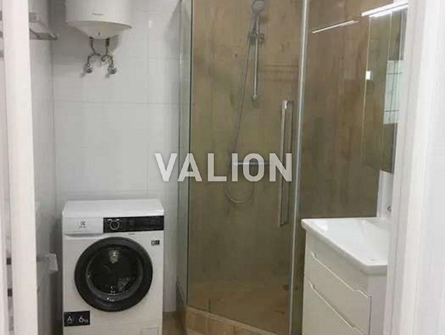 Продам 1-комнатную квартиру площадью 45 м2, ул. Драгоманова 10, Позняки, ЖК Телескоп