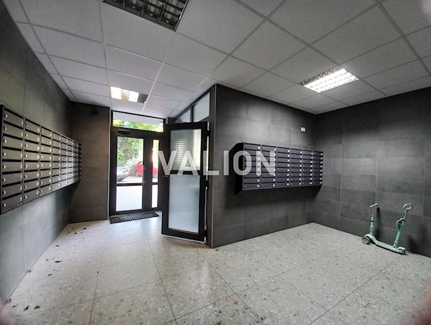 Продажа 1к квартиры ул. Ломаковская (Мичурина) 4, Зверинец, Печерский район