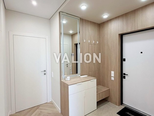 Продается 1-комнатная квартира, ЖК «Республика» (Теремки), улица Семьи Кистяковских, 10