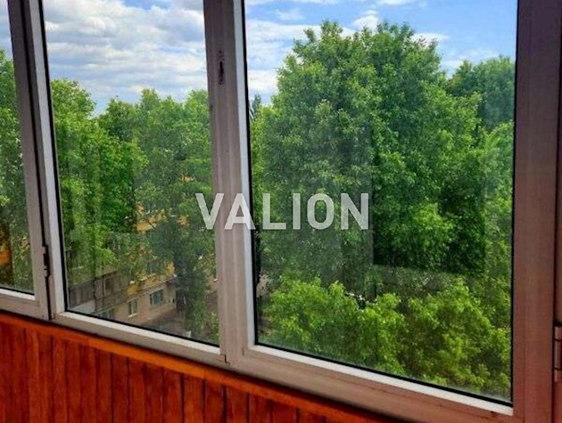 Продажа 4-к квартиры ул. Салютная 4а Шевченковский район