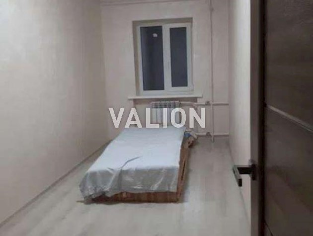 Продаж 3-к квартири вул. Рижська 8