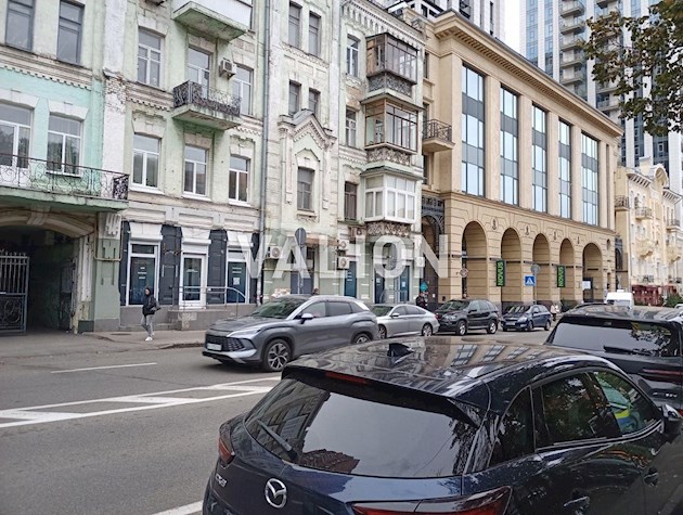 Продаж 4 кімн дворівневої квартири, вул. Бульварно-Кудрявська, 15