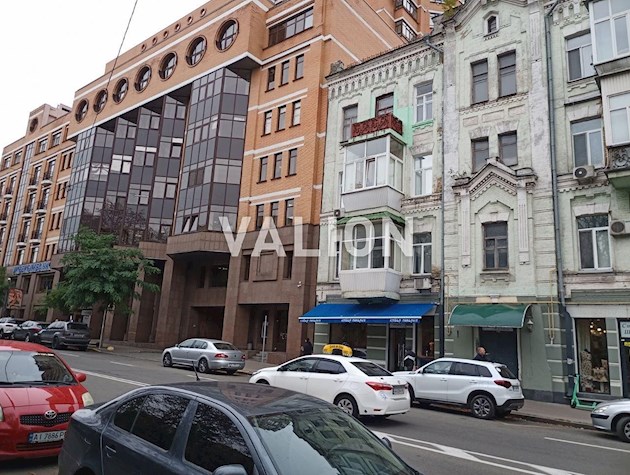 Продаж 4 кімн дворівневої квартири, вул. Бульварно-Кудрявська, 15