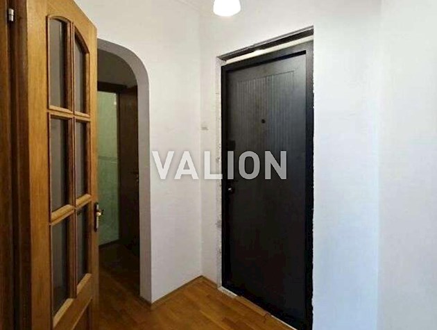 Продаж 1-к квартири Харківське шосе 56