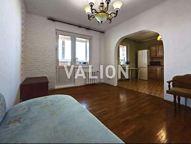 Продаж 1-к квартири Харківське шосе 56