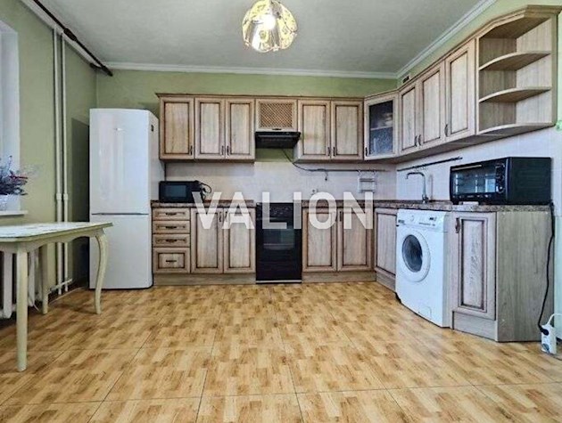 Продаж 1-к квартири Харківське шосе 56