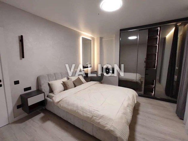 Продажа 3-к квартиры улица Всеволода Змиенко 15/23