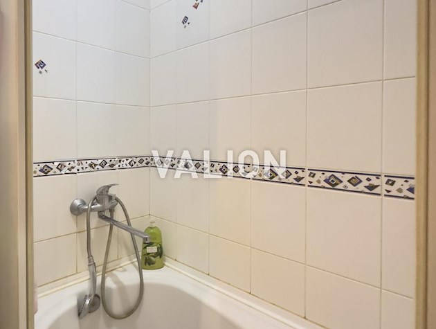 Продажа 2 комн. квартиры 46 кв.м по ул. Владимира Сикевича 12, Севастопольская площадь