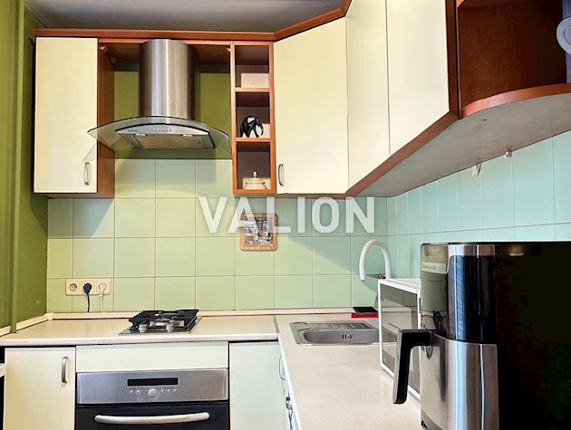 Продажа 2 комн. квартиры 46 кв.м по ул. Владимира Сикевича 12, Севастопольская площадь