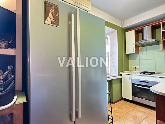 Продажа 2 комн. квартиры 46 кв.м по ул. Владимира Сикевича 12, Севастопольская площадь