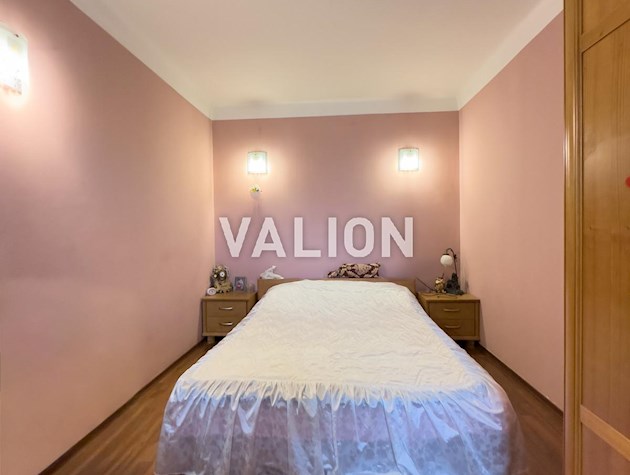 Продажа 2 комн. квартиры 46 кв.м по ул. Владимира Сикевича 12, Севастопольская площадь