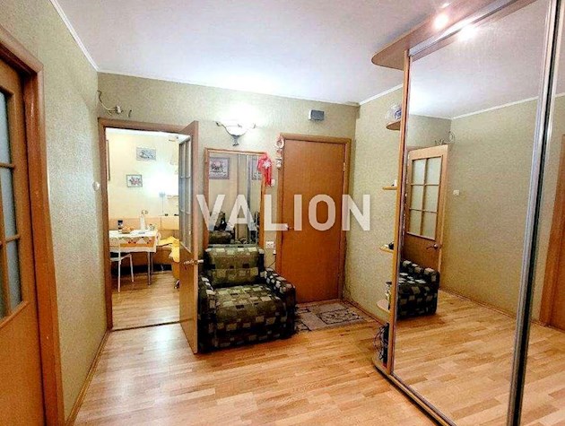 Продажа 4-к квартиры просп.Красной калины 72