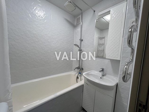 Без% комісії, продається 1- кімнатна квартира на Борщагівці вул. Академіка Кіпріанова 2