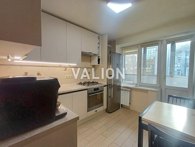 Продаж 1 кімнатної квартири вул.Саксаганського 92/94