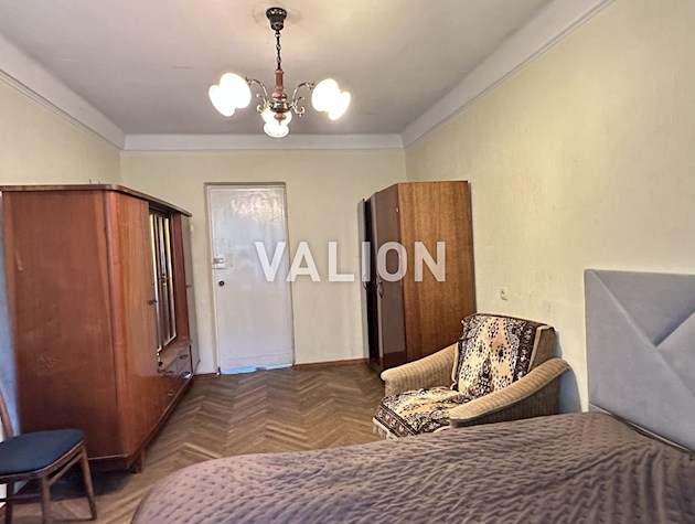 Продажа 2-комн. квартиры по адресу ул. Донецкая 5, Севастопольская площадь, Соломенский р-н