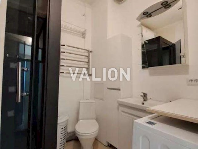 Продаж 2-к квартири вул. Регенераторна 4